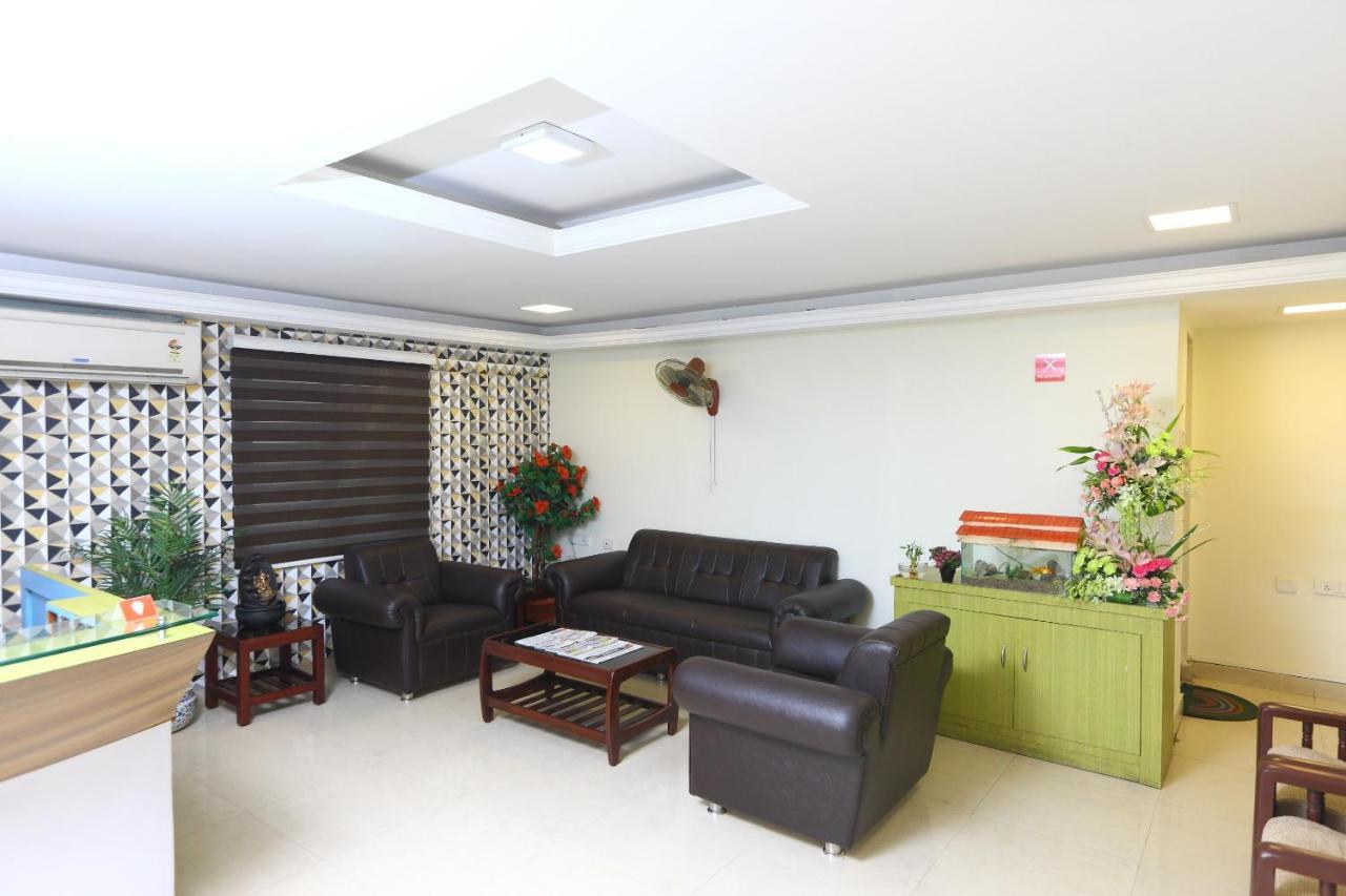 Vaccinated Staff- Oyo Flagship 475 Audi Nivas, North Usman Road Hotel Chennai Exterior photo